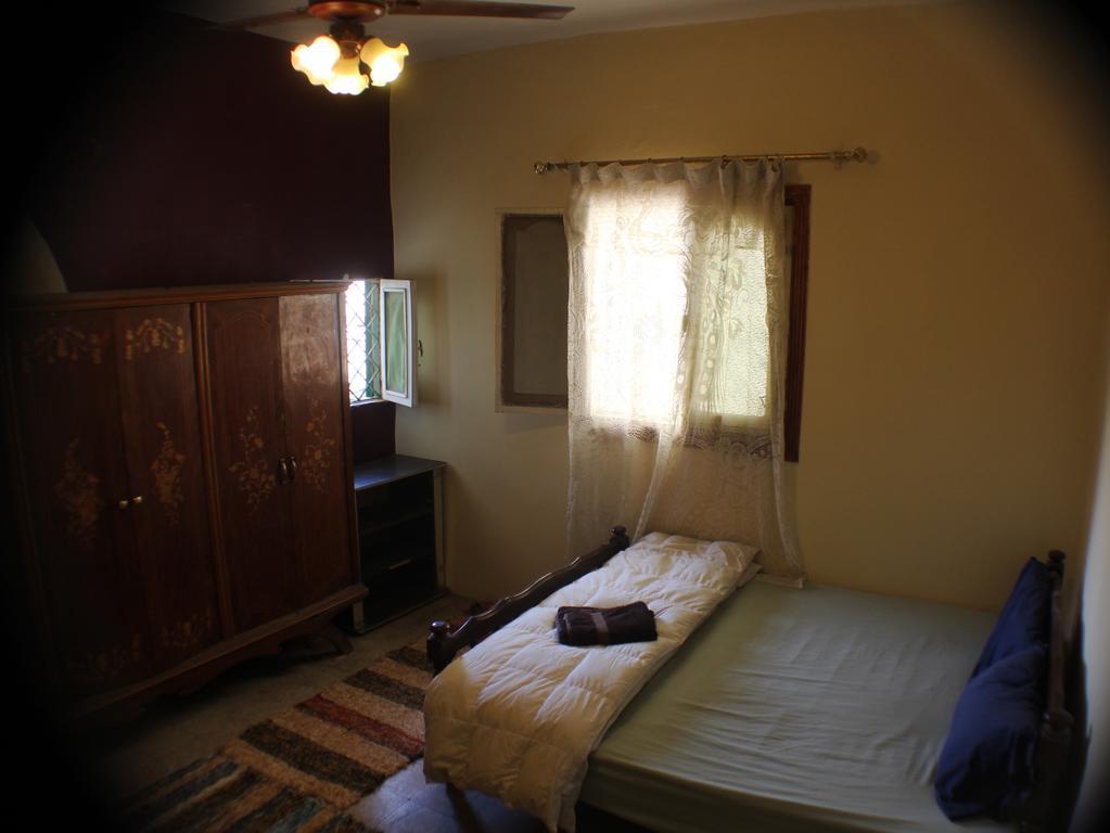 Pyramids Loft Homestay Kafrat al Jabal Номер фото