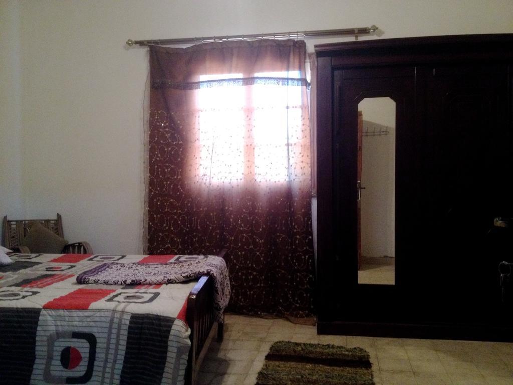 Pyramids Loft Homestay Kafrat al Jabal Номер фото