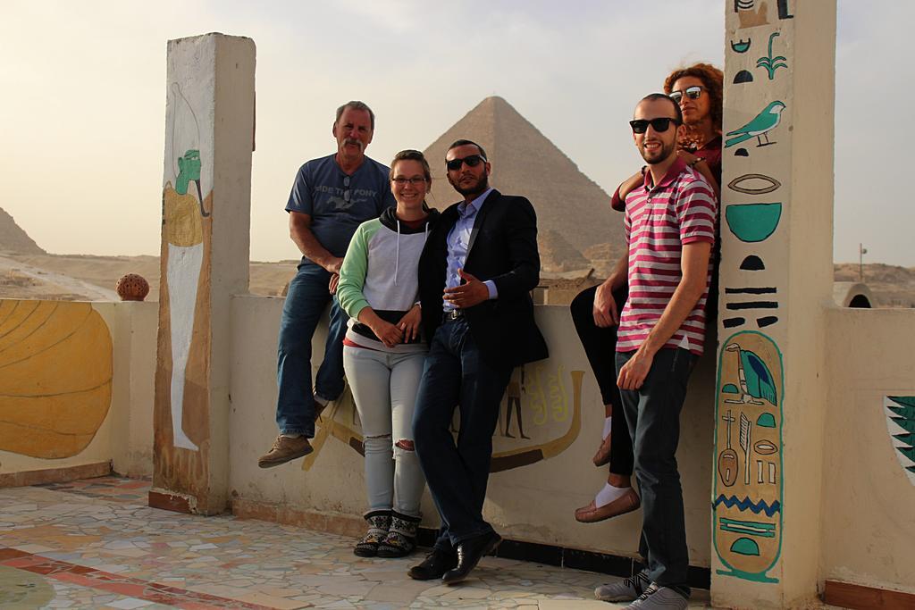 Pyramids Loft Homestay Kafrat al Jabal Экстерьер фото