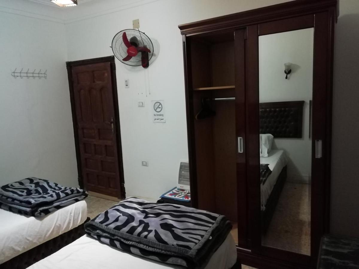 Pyramids Loft Homestay Kafrat al Jabal Экстерьер фото